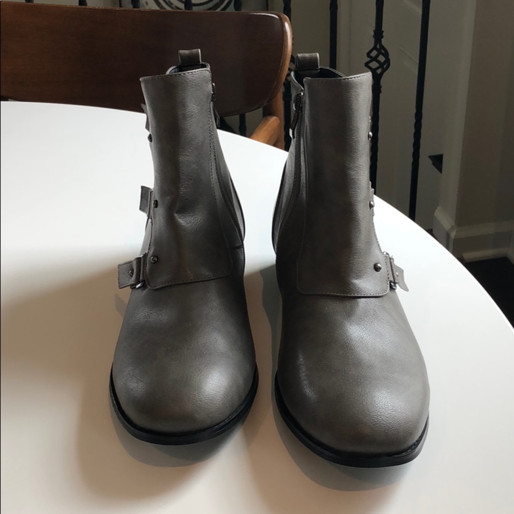 Men’s fashion shoes